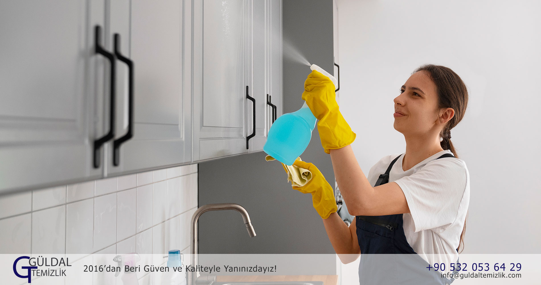 Mutfak Dolapları Neyle Silinir